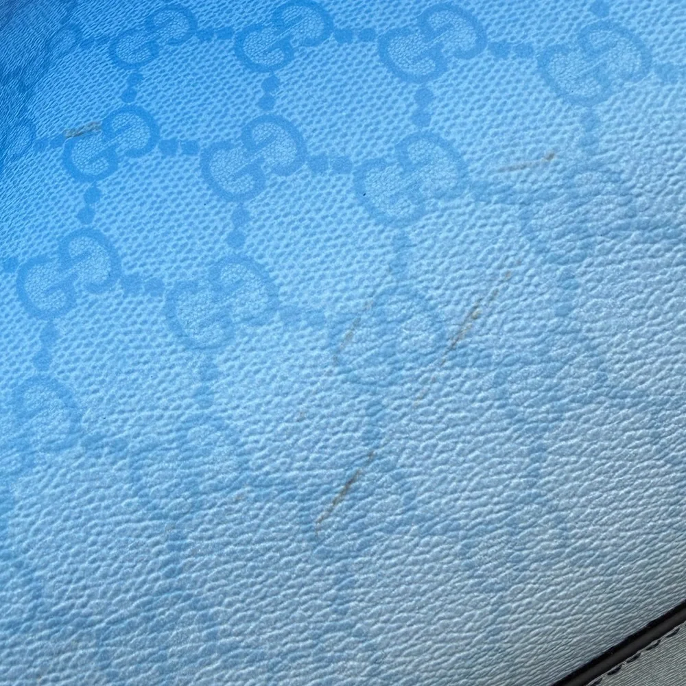 GUCCI Supreme Chroma large duffle bag